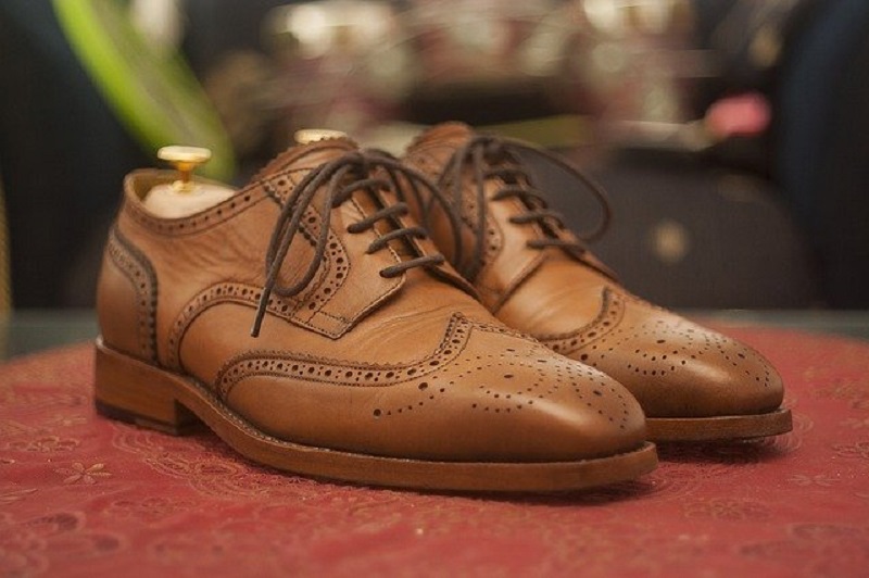 Derby style shoes