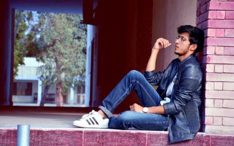 How To Wear A Denim Jacket For Men