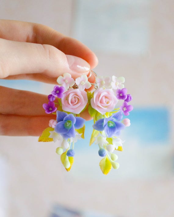 Rose earrings in Polymer clay 