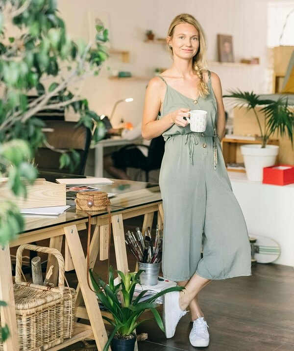 Coffee Date Outfit Ideas with a Jumpsuit